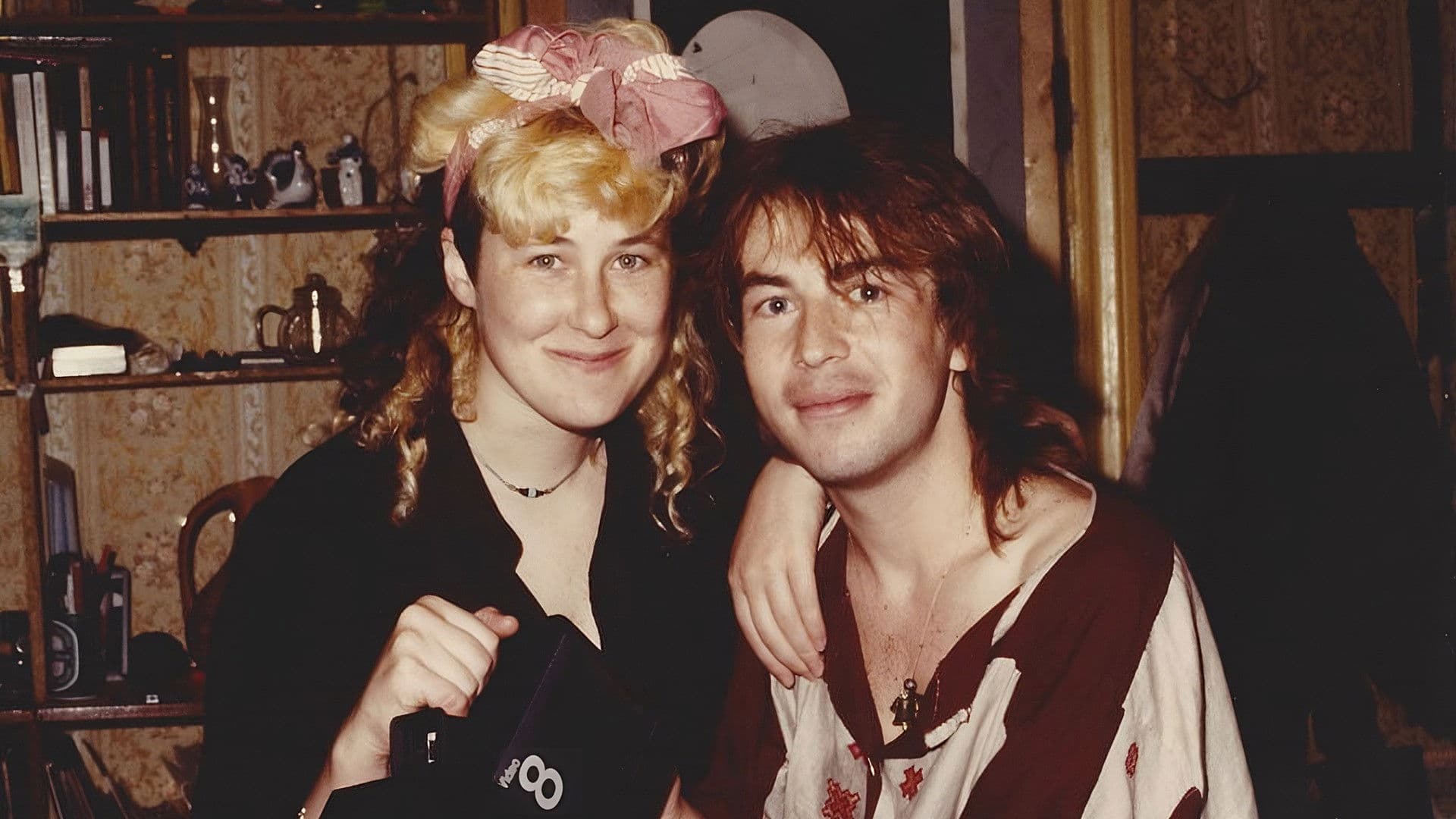 Aleksandr Bashlachev - In BG's communal apartment