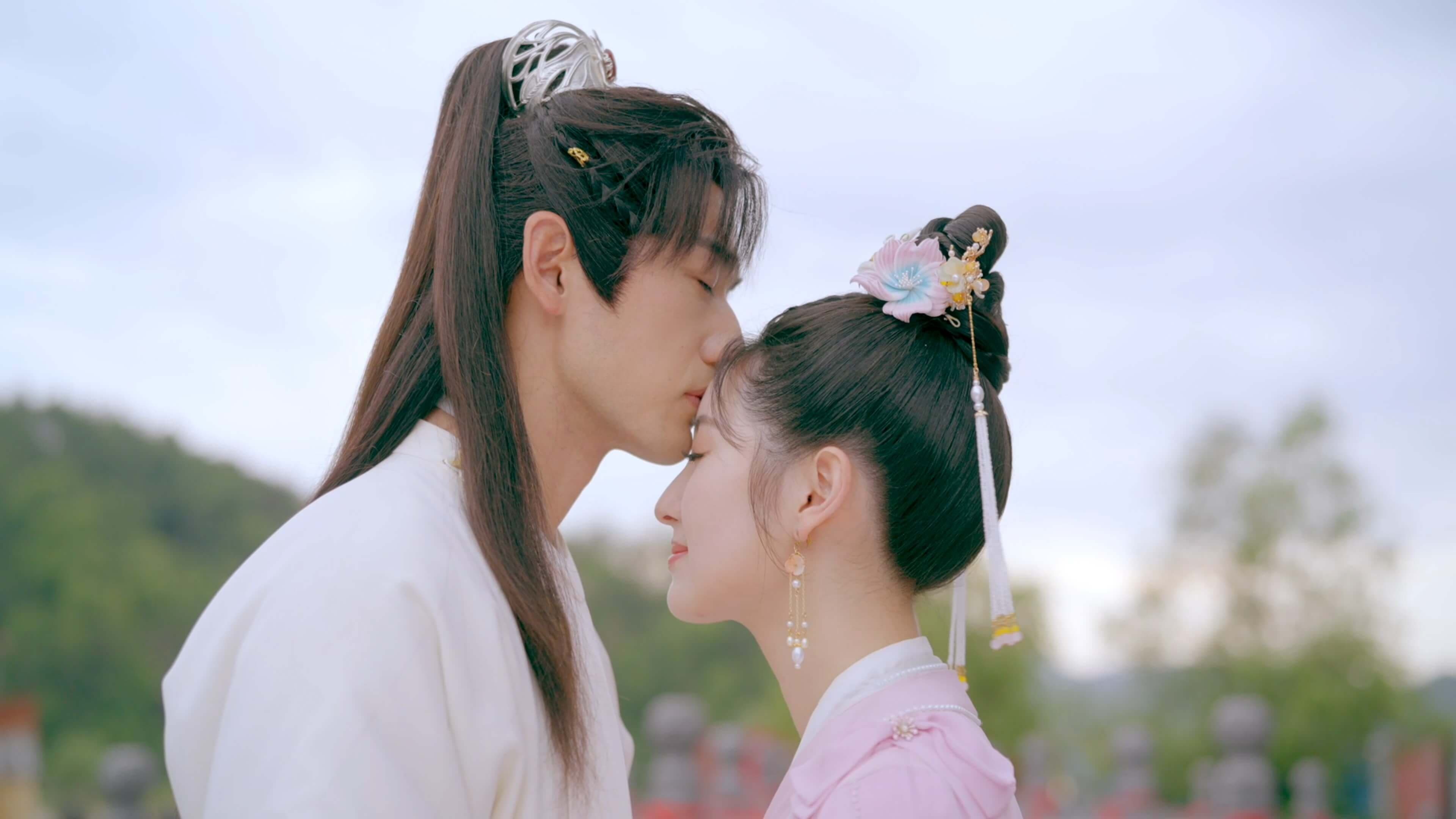 Sword-bearing Guard Su Xiaoli