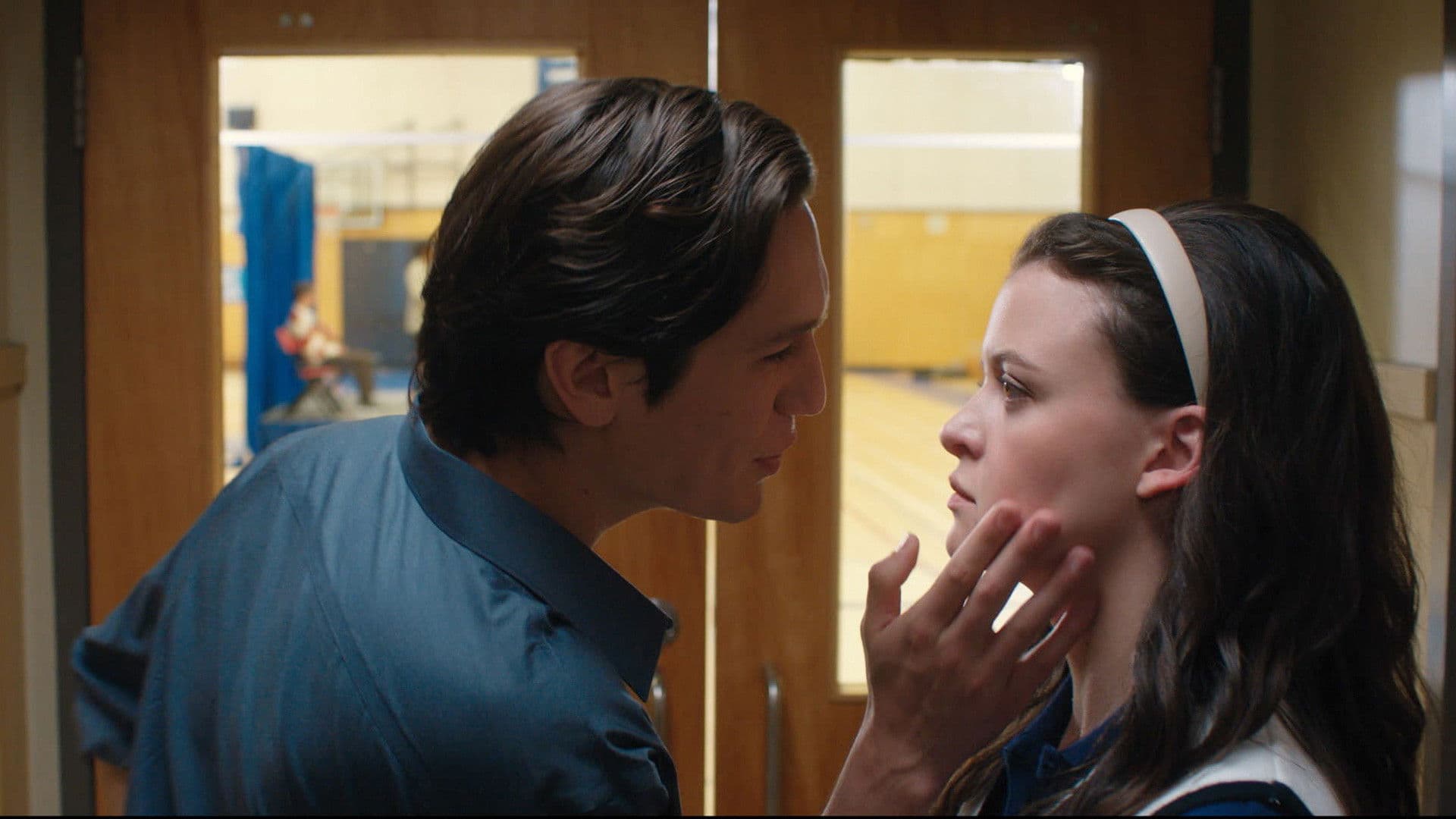 How to Lose a Popularity Contest