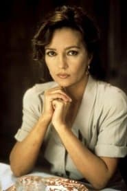 Caroline Cellier photo 3