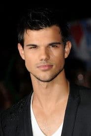 Taylor Lautner photo 9