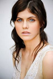 Alexandra Daddario photo 8