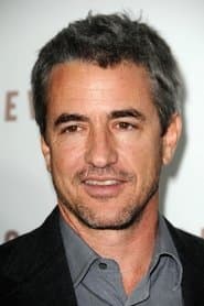 Dermot Mulroney photo 7