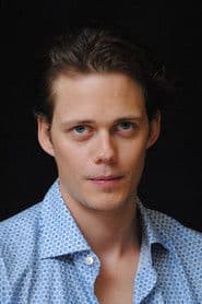 Bill Skarsgård photo 8