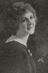 Mae Gaston photo 2