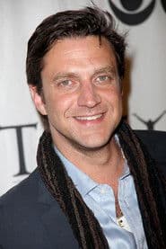 Raúl Esparza photo 3