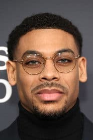 Aaron Pierre photo 9