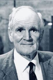Desmond Llewelyn photo 2