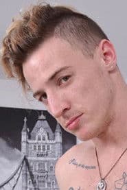 Aaron Andrews photo 2