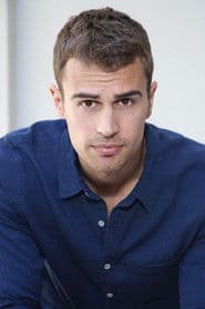Theo James photo 6
