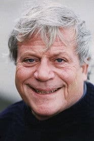Oliver Reed photo 5