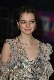 Esmé Creed-Miles photo 5