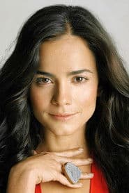 Alice Braga photo 6