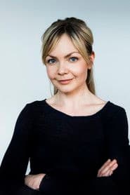 Marie Robertson photo 3