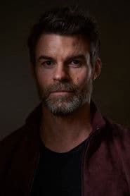 Daniel Gillies photo 2