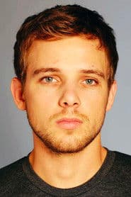 Max Thieriot photo 2