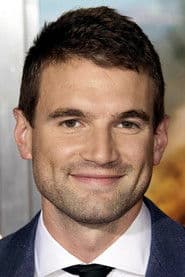 Alex Russell photo 3