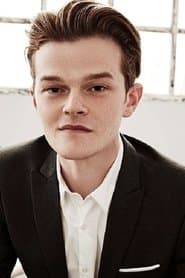 Robert Aramayo photo 3