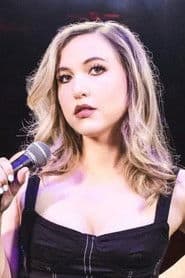 Taylor Tomlinson photo 3