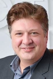 Lance Barber photo 3