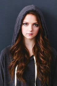 Jessica Clement photo 9