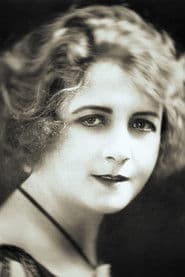 Suzanne Bianchetti photo 2