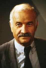 Armin Mueller-Stahl photo 5