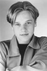 Devon Sawa photo 4