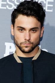 Jack Falahee photo 2