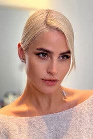 Büşra Pekin photo 8