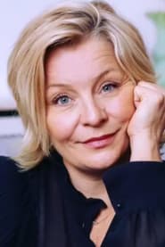 Signe Lindkvist photo 9