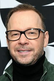 Donnie Wahlberg photo 2