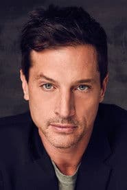 Simon Rex photo 4