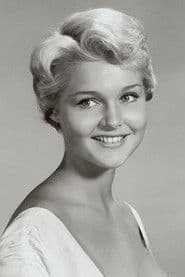 Carol Lynley photo 7