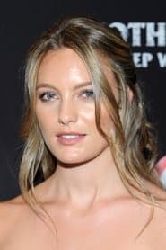 Leila George photo 4