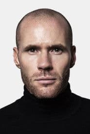 Oliver Trevena photo 2