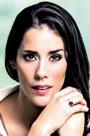 Gianella Neyra photo 3