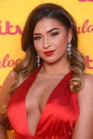 Zara McDermott photo 3