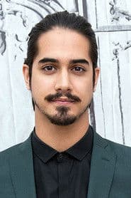Avan Jogia photo 7