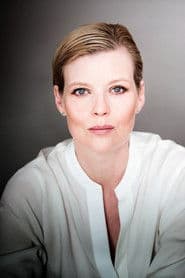 Lucy Akhurst photo 3