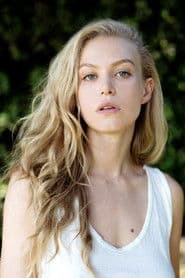 Penelope Mitchell photo 6