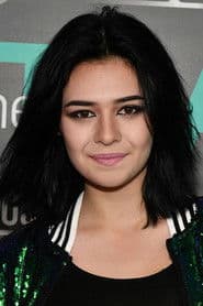 Nicole Maines photo 4