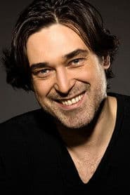 Burak Hakkı photo 5