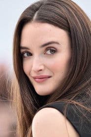 Charlotte Le Bon photo 3