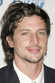 Simon Rex photo 9