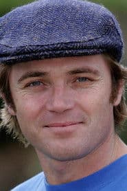 Alex Ferns photo 3