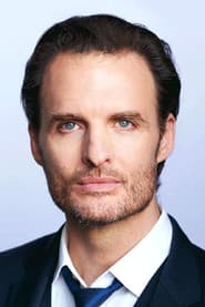Greg Bryk photo 3