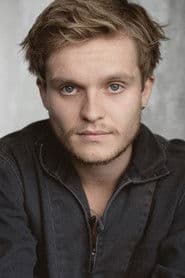 Tom Glynn-Carney photo 5