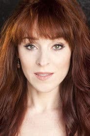 Ruth Connell photo 2