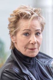 Zoë Wanamaker photo 6
